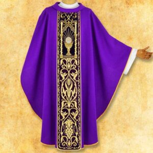 Chasuble embroidered with a plush belt “Chalice”