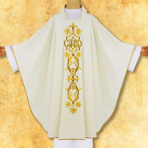 Chasuble embroidered "IHS in frame"