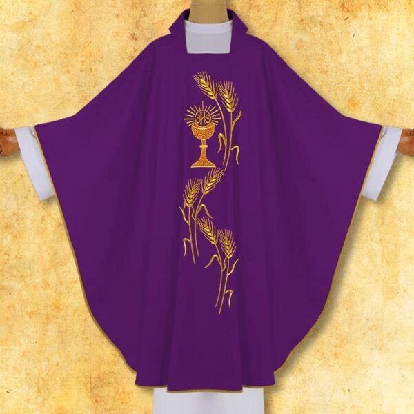 Chasuble embroidered "Chalice with ears"