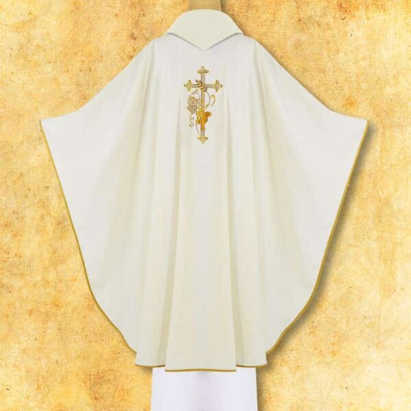 Embroidered chasuble "Cross with Bunch"