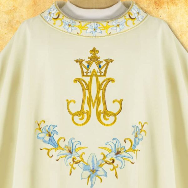 Chasuble embroidered "Marian with lilies"
