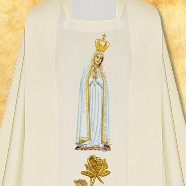 Chasuble embroidered "MB Fatima"