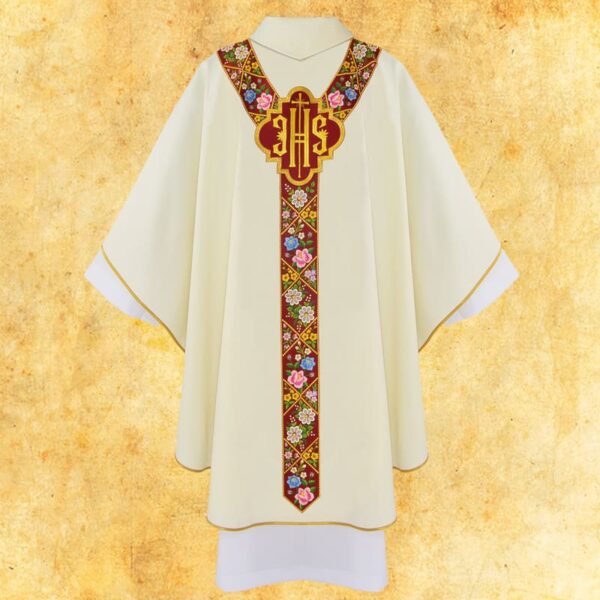 Chasuble embroidered "Jesus Christ the King"