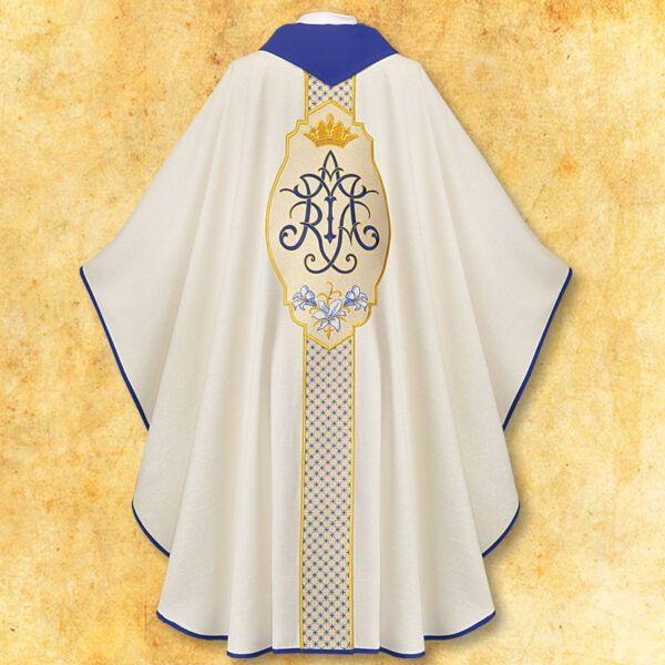 Chasuble embroidered "Mariano"