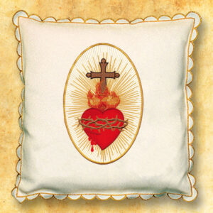 Ecru Procession Pillow “Heart of Jesus”